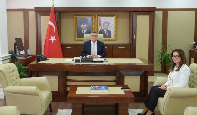 Sinop'un yeni vali yardımcıları Vali Özarslan'ı ziyaret etti
