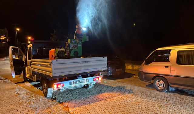 Türkeli Belediyesi gece mesaisinde