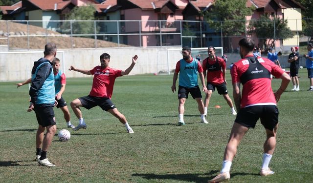 Arca Çorum FK, yeni sezon hazırlıkları için Bolu'da
