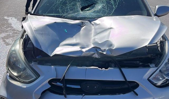 Samsun'da yolun karşısına geçmeye çalışan kadına otomobil çarptı