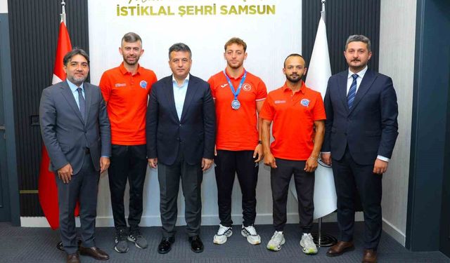 Başkan Doğan, Avrupa ikincisi milli sporcuyu tebrik etti