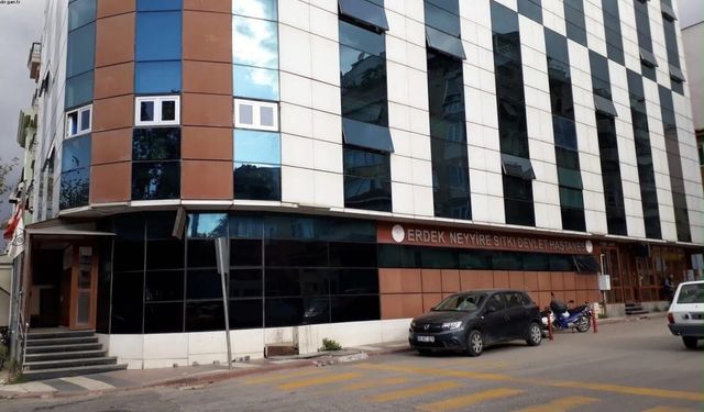 Denize giren kadın boğularak can verdi