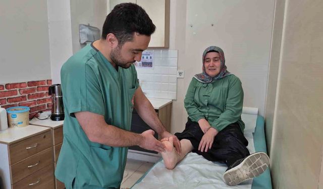 Hayatı boyunca ayakkabı giyemedi
