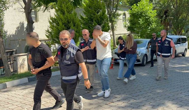 Masaj salonuna fuhuş operasyonu