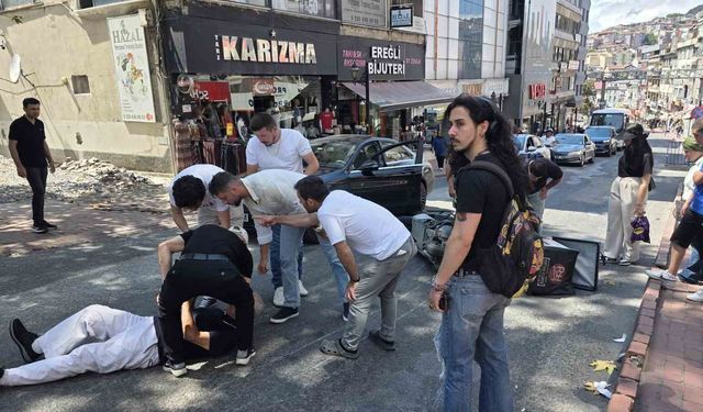 Motosikletin çarptığı yaya yaralandı