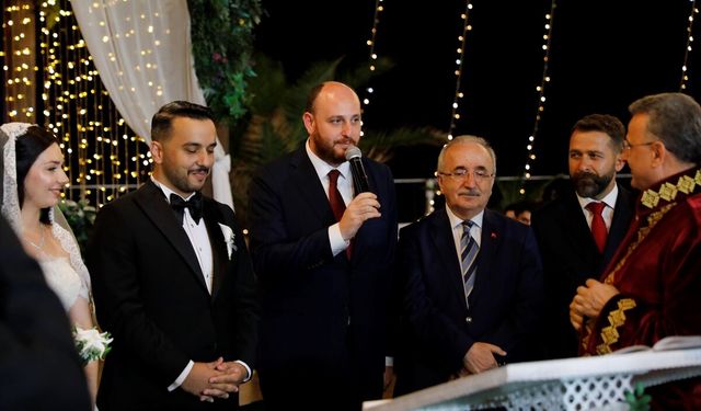 AK Parti Genel Başkan Yardımcısı Samsun'da nikah şahidi oldu