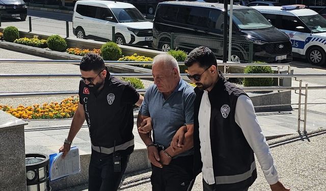 Bıçaklı kavgada bir kişi öldü