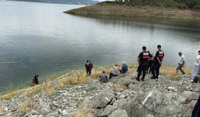 Kayıp kişinin cesedi baraj gölünde bulundu