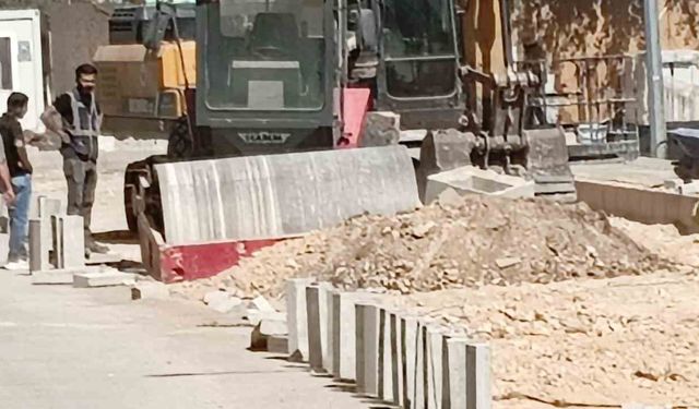İnşaat işçisi silindirin çarpması sonucu yara aldı