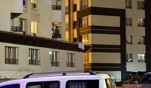 Otelin 5'inci katından atılan kadın öldü