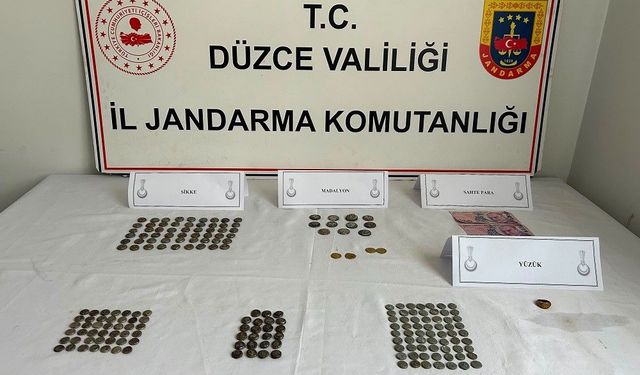 Tarihi eser operasyonunda 196 sikke ele geçirildi