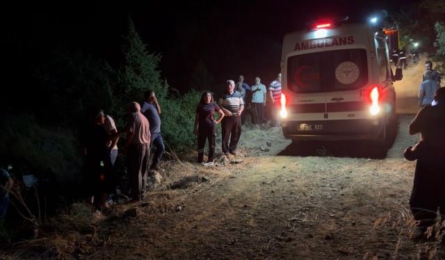Traktör kazasında karı koca hayatını kaybetti
