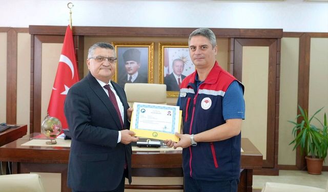 Müdür Fatih Önlem Rize'ye atandı