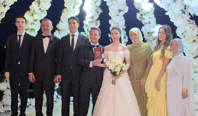 Sinop’ta VIP düğün! Protokol ve iş dünyası bu gecede buluştu