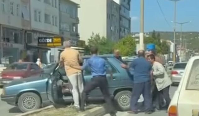 Otomobil orta refüje çıktı