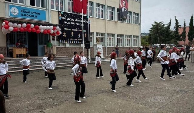 Alaçam'da İlköğretim Haftası kutlandı