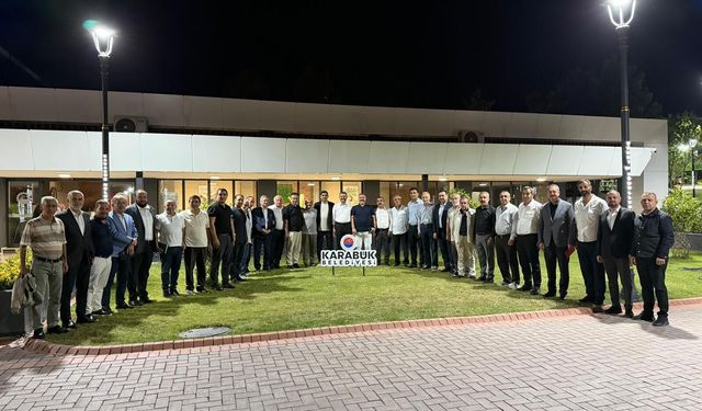 Karabük Belediye Başkanı Çetinkaya muhtarlarla bir araya geldi