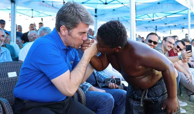 Amasya Valisi ile 'Arap Osman' el ele