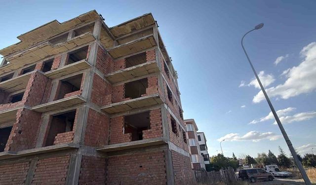 İnşaattan düşen şahıs yaralandı