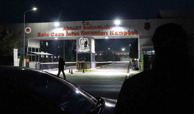 Mahkum tuvalette ölü bulundu