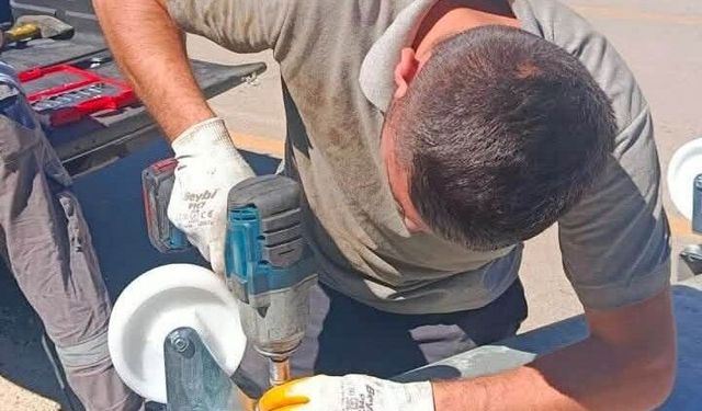 Sinop'ta hasarlı çöp konteynerleri kullanıma kazandırılıyor