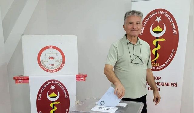 Veteriner Hekimleri Odası’nda Doğan Özdemir güven tazeledi!