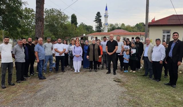 Sinop Taşmanlı’da sınıfların birleştirilmesine tepki gösterildi