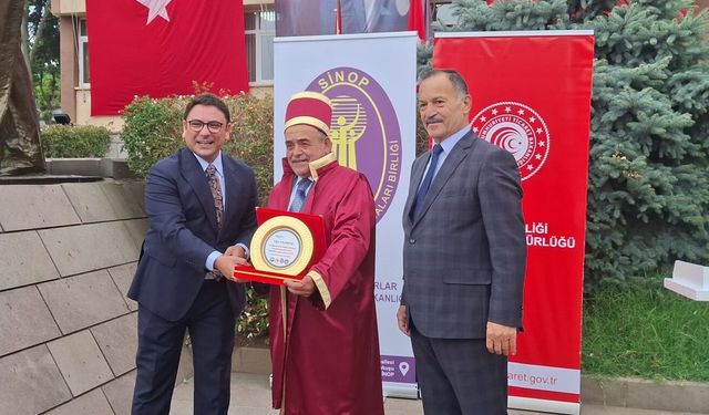 Sinop’ta yılın ahisi kaftan giydi