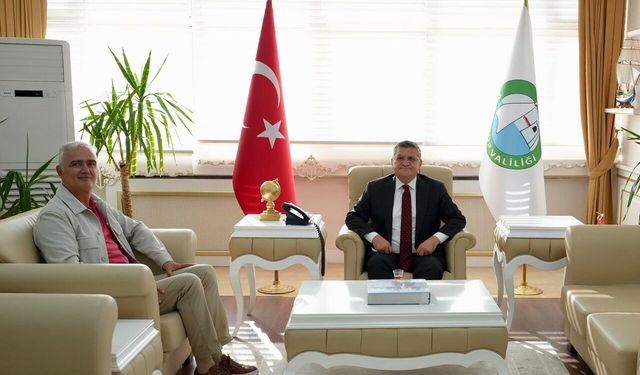 Emekli Albay Ferhat Kuran Vali Özarslan’ı ziyaret etti
