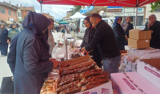 Yeniçağa'da Hayvan ve Emtia Panayırı düzenlendi