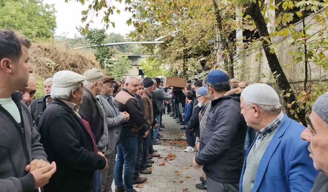 11 yaşındaki Hamza, son yolculuğuna uğurlandı