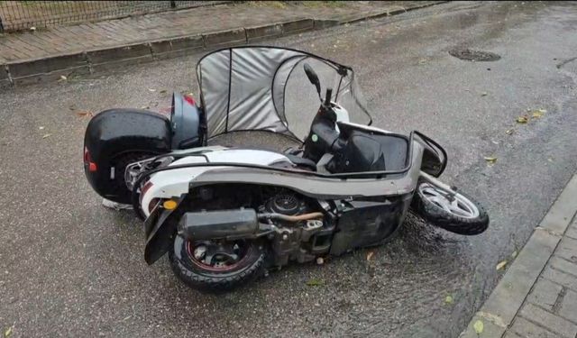 Bartın'da sağanak yağış ve fırtına etkili oldu