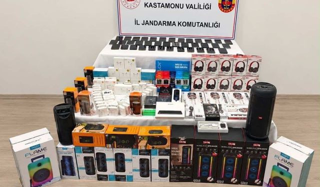Kaçak elektronik ürün ele geçirildi