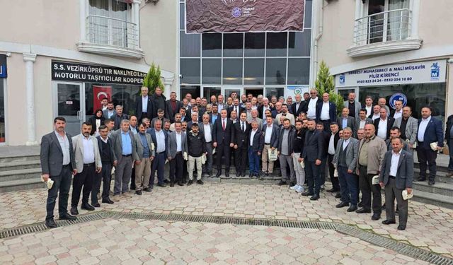 Muhtarlar ilçe protokolüyle bir arada