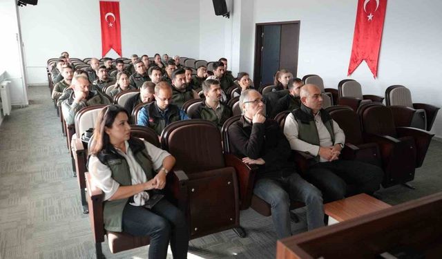 Orman personeline yasadışı kenevirle mücadele eğitimi