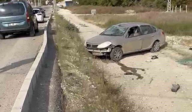 Otomobil araziye uçtu: 1 yaralı
