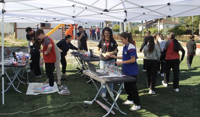 Sinop'ta çocuklar bilim ve teknolojiyle buluştu