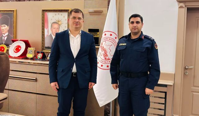 Tayini çıkan komutandan Kaymakam Özbay’a veda ziyareti
