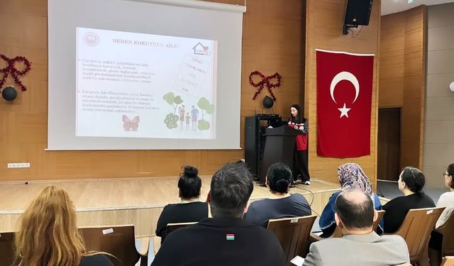 Sinop’ta koruyucu aile hizmeti ve kadın hakları ele alındı