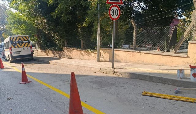 Servis araçlarına özel park alanı oluşturuluyor
