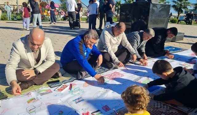 Sinop protokolü Gazze için çocuklarla kalem tuttu