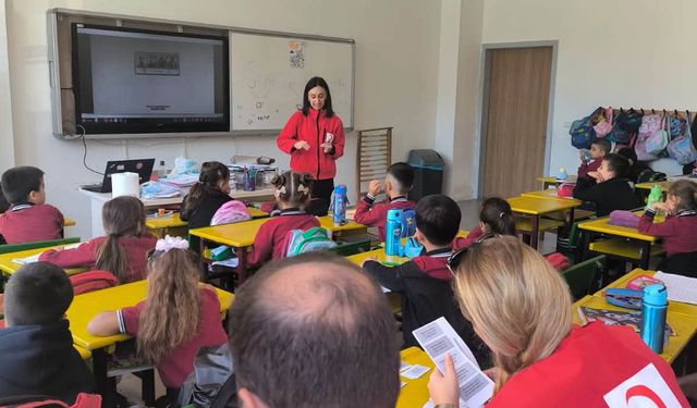 Sinop’ta minik kalplerden iyilik hareketi