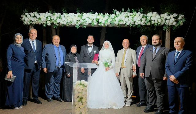 Sinoplu Bürokrat Demircan’ın Mutlu Günü: Nikahı Başkan Gürbüz Kıydı