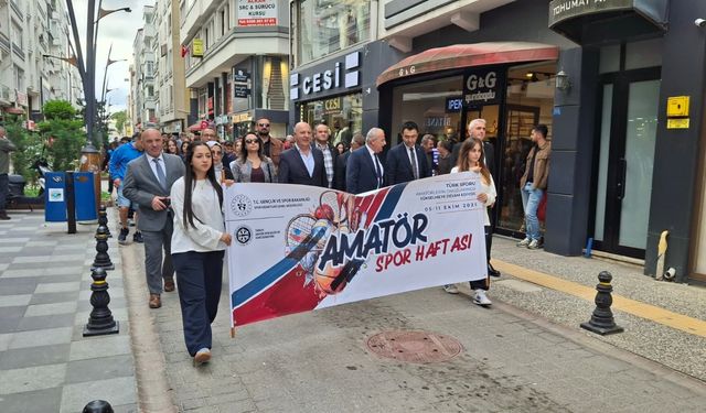 Sinop’ta Amatör Spor Haftası korteji düzenlendi