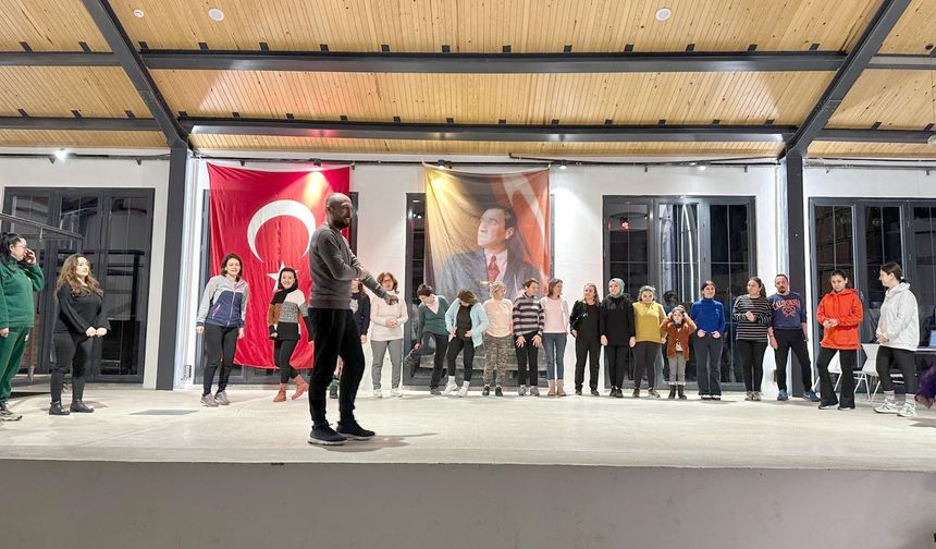 Sinop Gürcü Kültür ve Dostluk Derneğinden halk oyunları kursu
