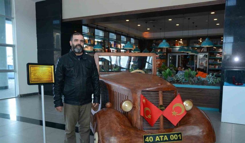Çocukluk hayalini gerçekleştirdi, Atatürk’ün bindiği otomobili ahşaptan yaptı