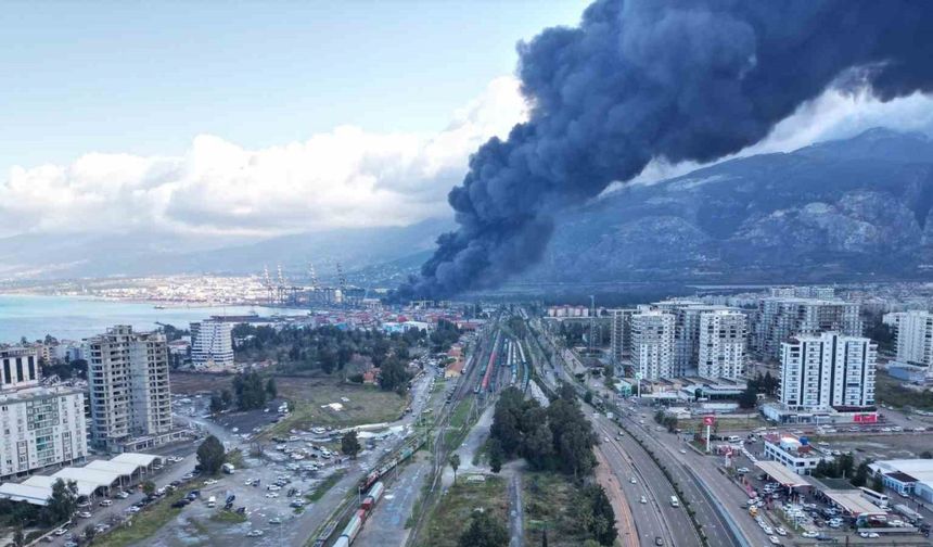Depremin yıktığı İskenderun’daki son durum havadan görüntülendi