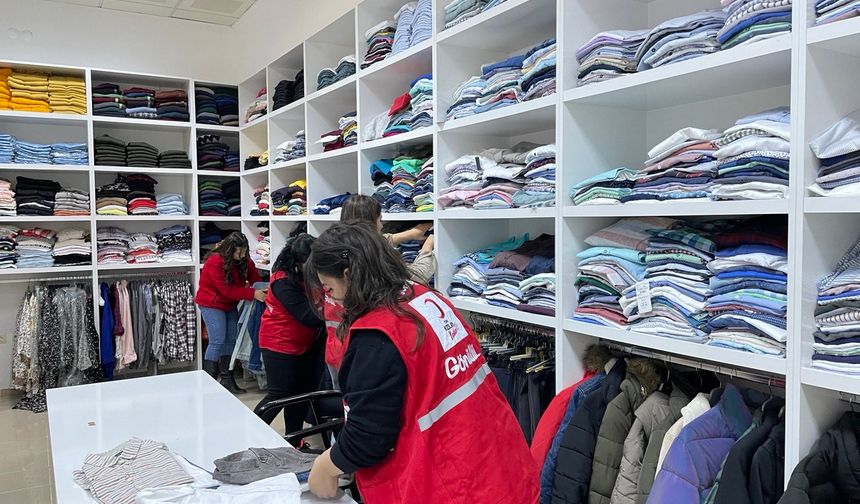 Kızılay, Niğde’de 9 bin depremzedeye yardım ulaştırdı
