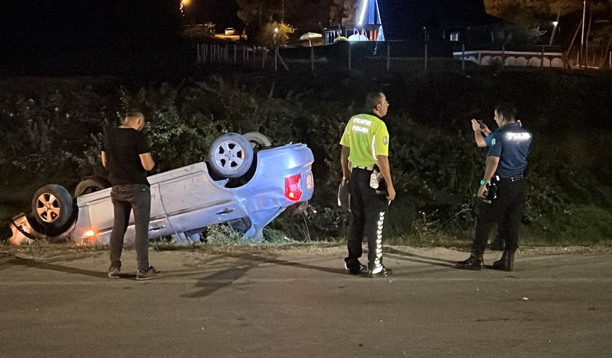 Sinop’ta otomobil takla attı: 4 yaralı