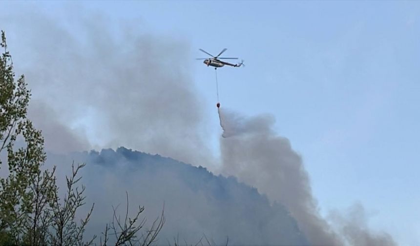 GÜNCELLEME - Karabük'te çıkan orman yangınına müdahale ediliyor